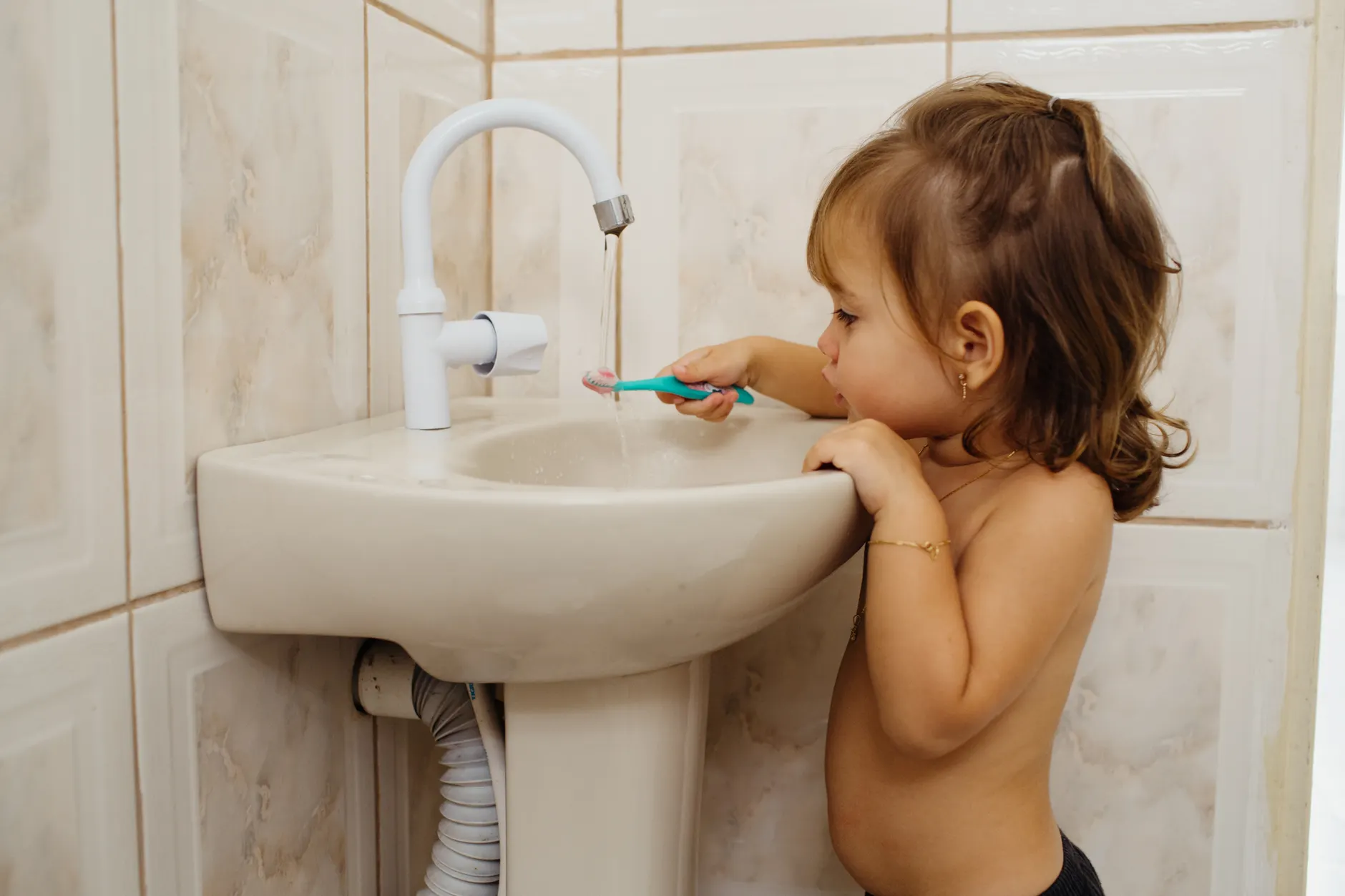 Reading Two Ages of Drain on Camera
